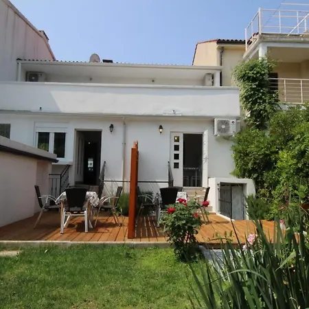 Apartament Gemuetliches In Mit Eigener Terrasse By Interhome Baška